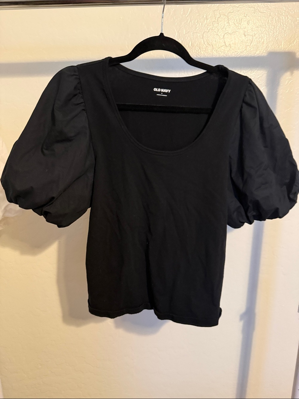 Old Navy Black Puff Sleeve Scoop Neck Tee